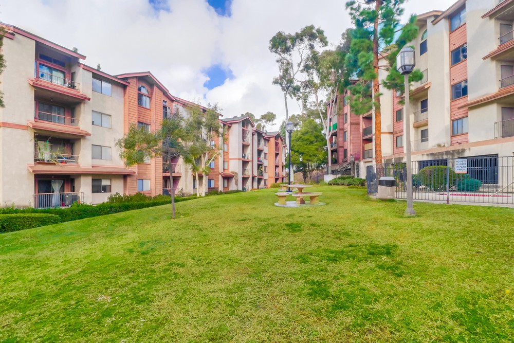 Virtual tour photo 46 of 48 for 5990 Dandridge Ln UNIT 189