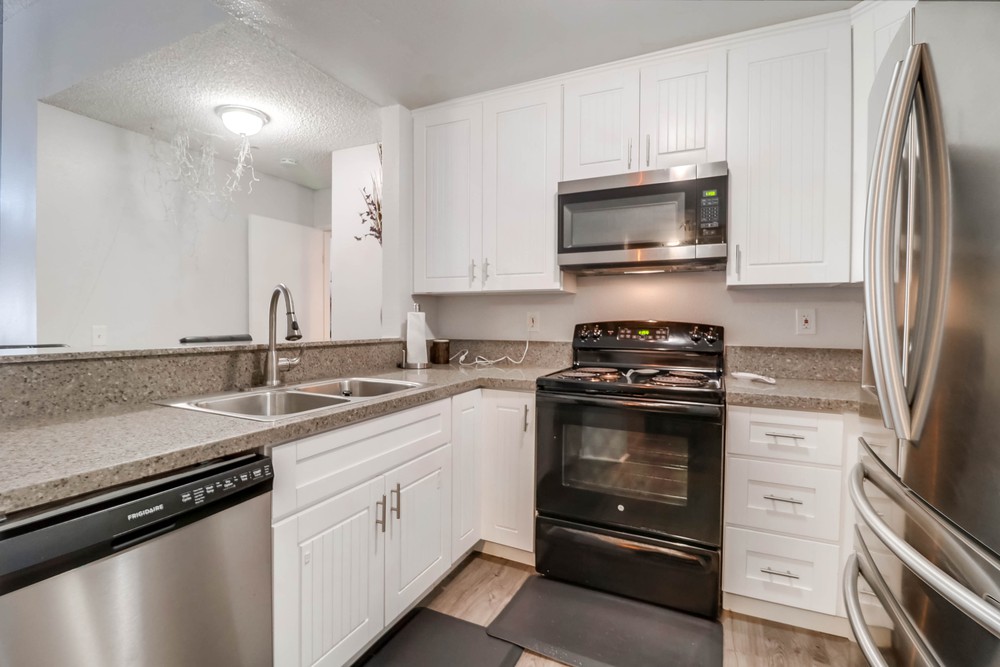 Virtual tour photo 13 of 22 for 5990 Dandridge Ln