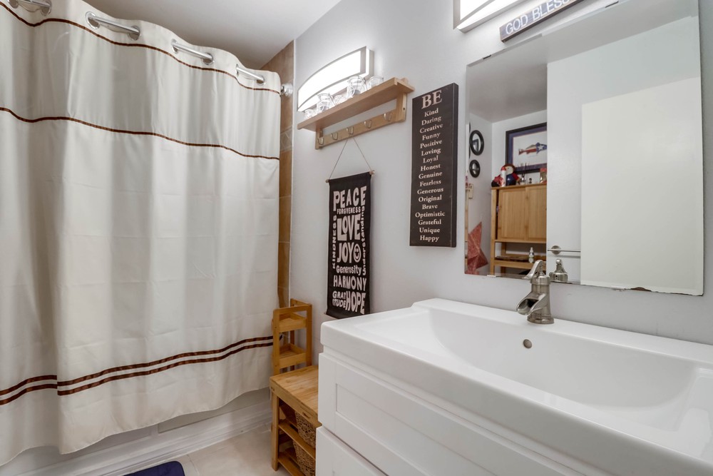 Virtual tour photo 18 of 22 for 5990 Dandridge Ln