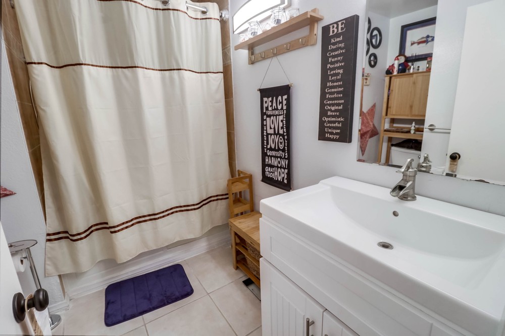 Virtual tour photo 19 of 22 for 5990 Dandridge Ln