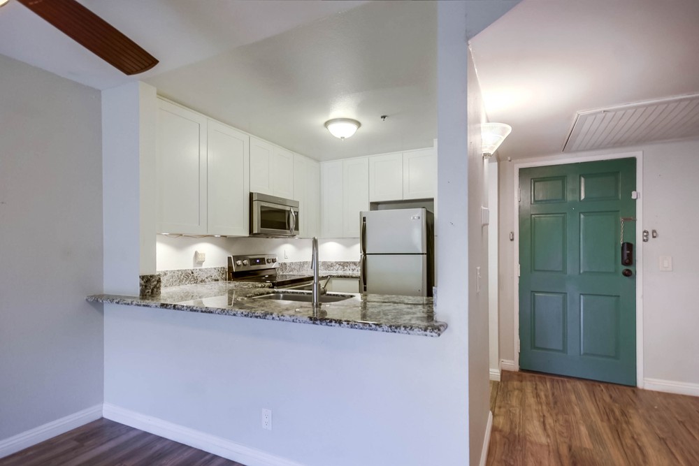 Virtual tour photo 13 of 33 for 5995 Dandridge Ln UNIT 126