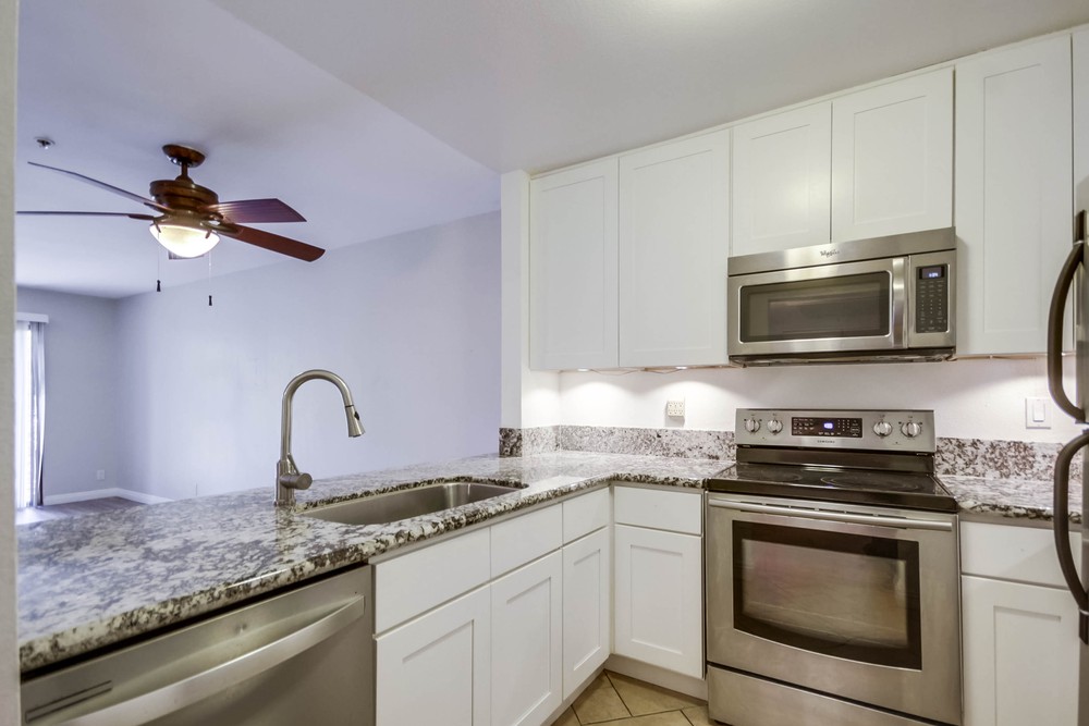 Virtual tour photo 16 of 33 for 5995 Dandridge Ln UNIT 126