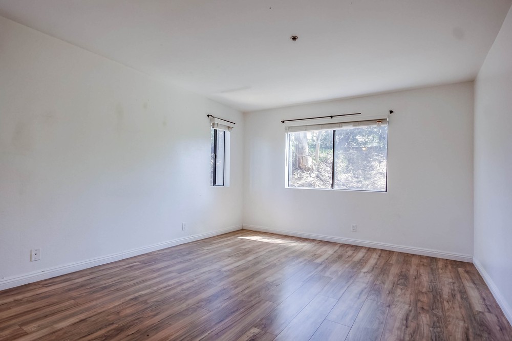Virtual tour photo 24 of 33 for 5995 Dandridge Ln UNIT 126