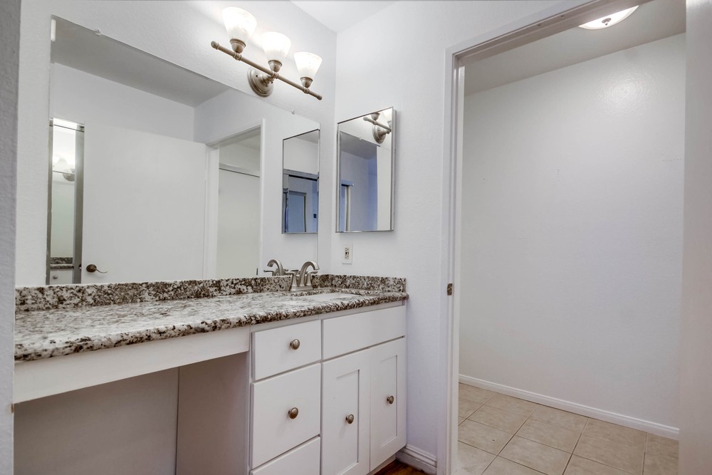 Virtual tour photo 27 of 33 for 5995 Dandridge Ln UNIT 126