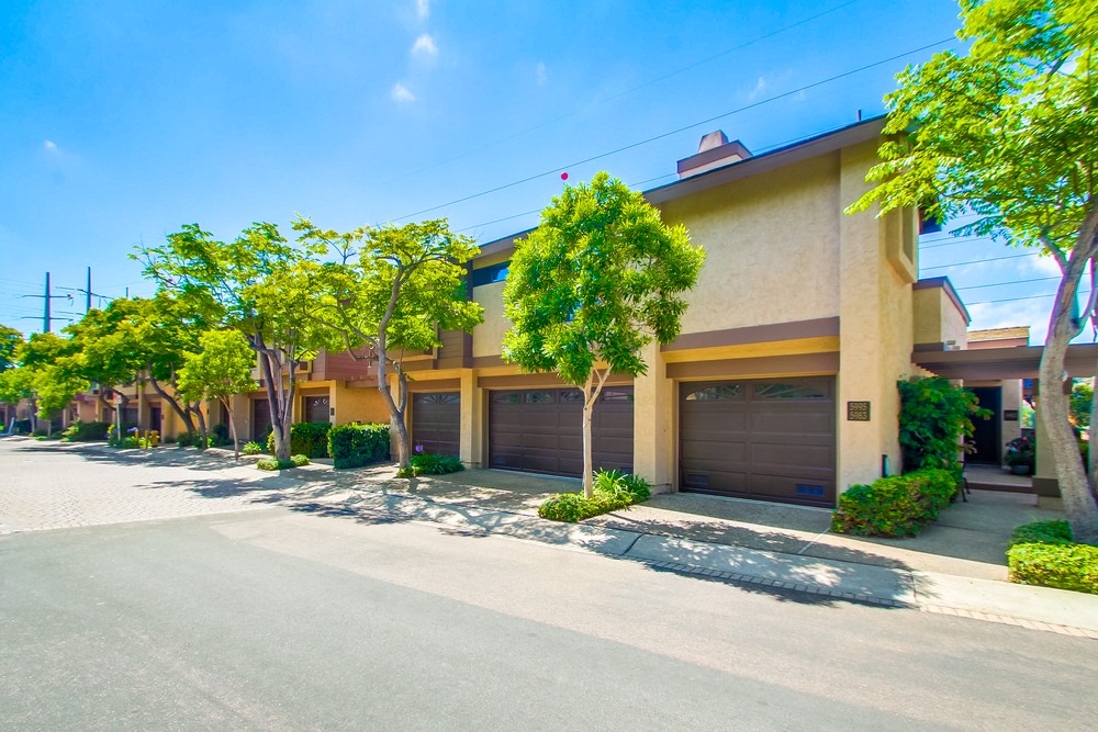 Virtual tour photo 1 of 57 for 5995 Gaines St