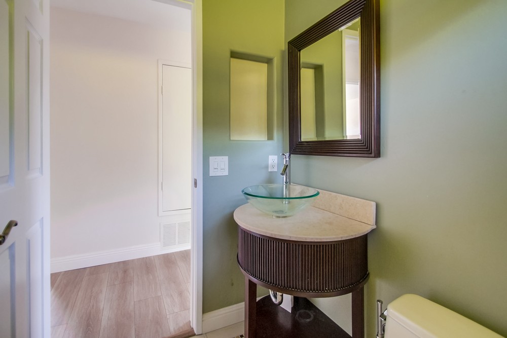 Virtual tour photo 25 of 57 for 5995 Gaines St