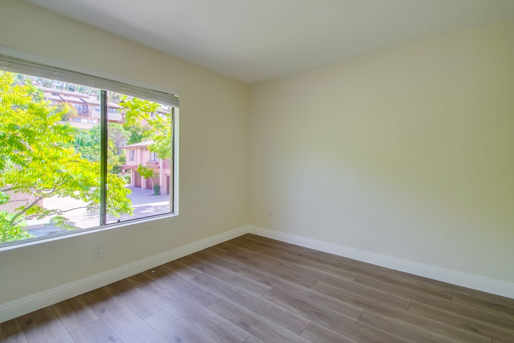 Virtual tour photo 33 of 57 for 5995 Gaines St