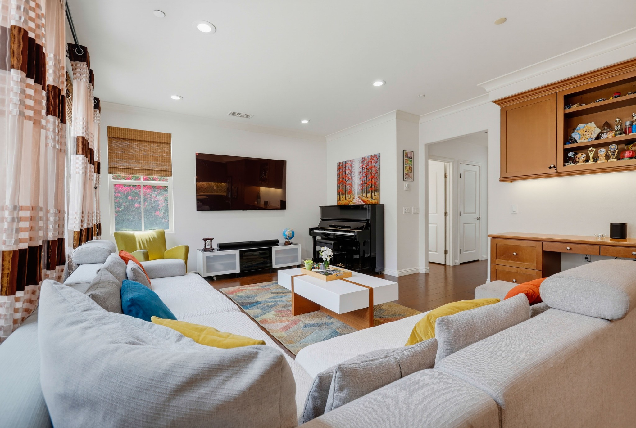 Virtual tour photo 12 of 65 for 60 Sedgewick