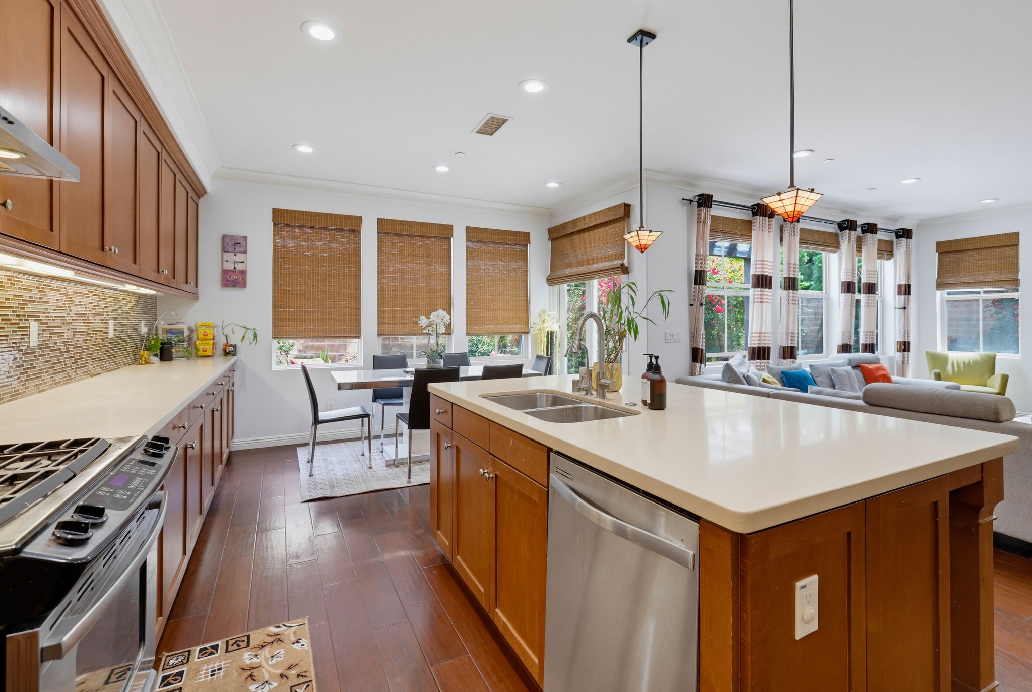 Virtual tour photo 20 of 65 for 60 Sedgewick