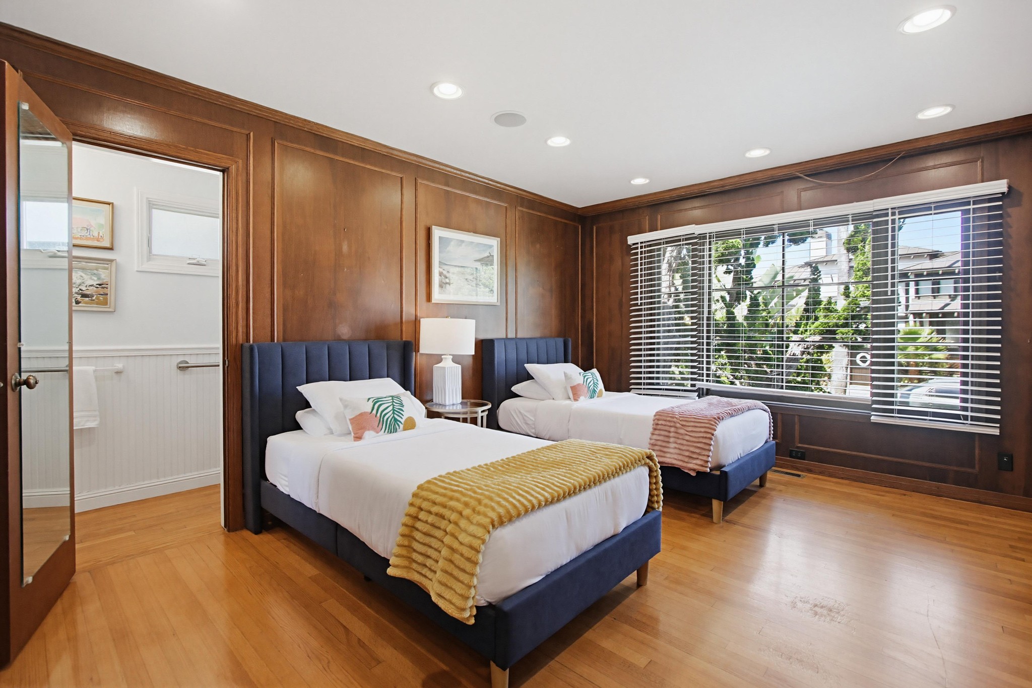 Virtual tour photo 6 of 21 for 6007 Vista De La Mesa