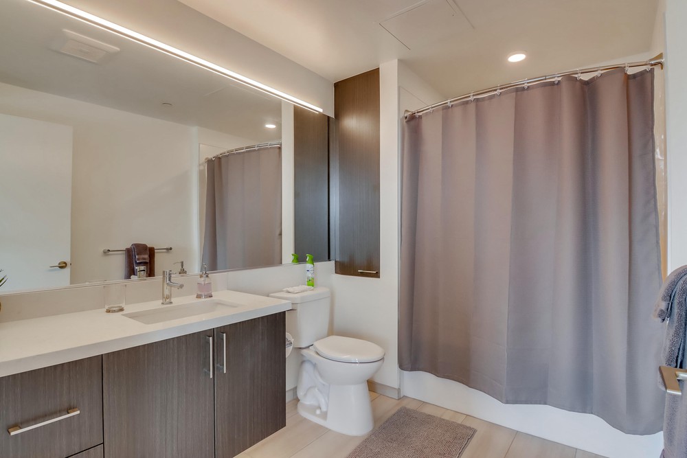 Virtual tour photo 21 of 33 for 601 11th Ave