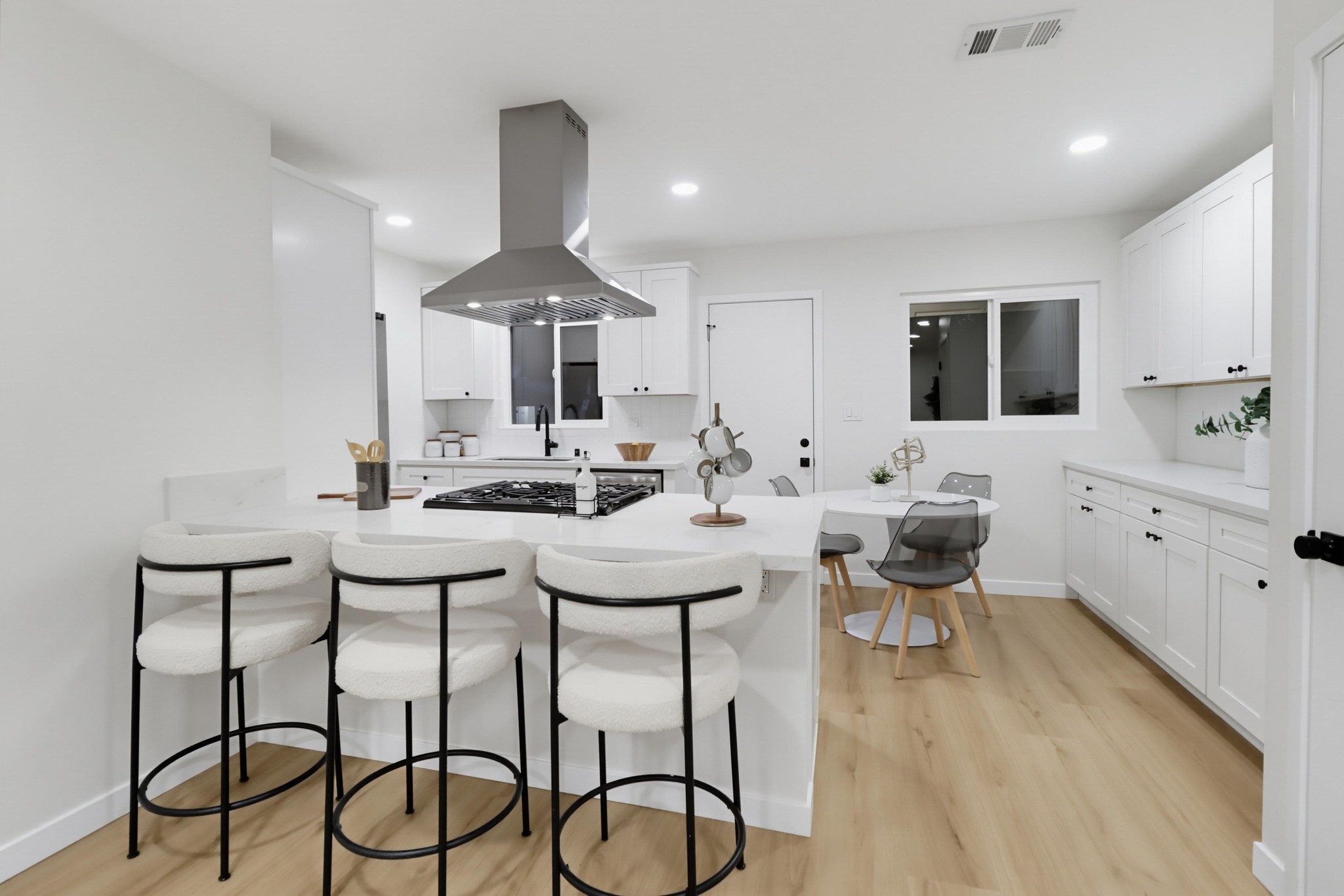 Virtual tour photo 24 of 70 for 601 Van Houten Ave