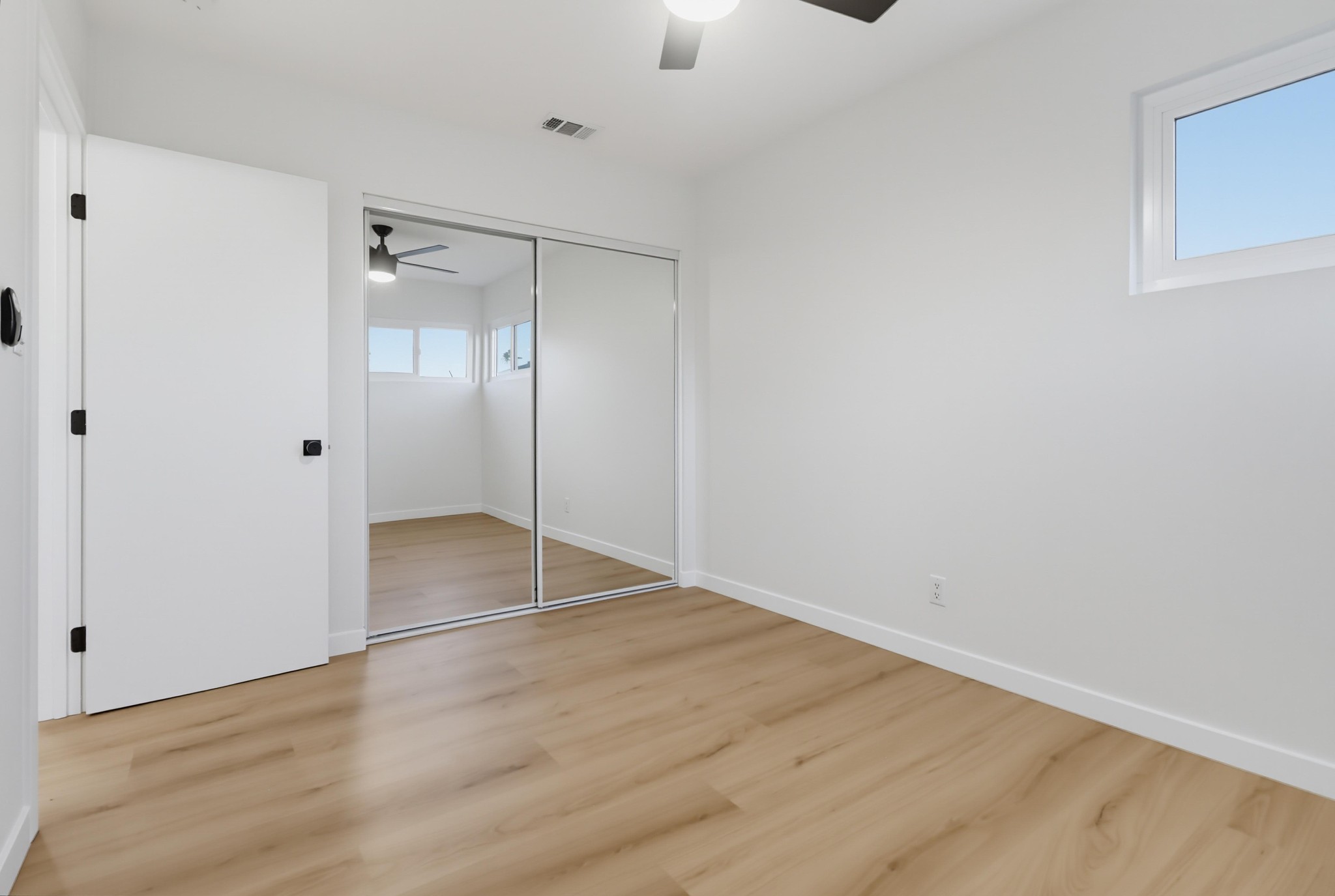 Virtual tour photo 36 of 70 for 601 Van Houten Ave