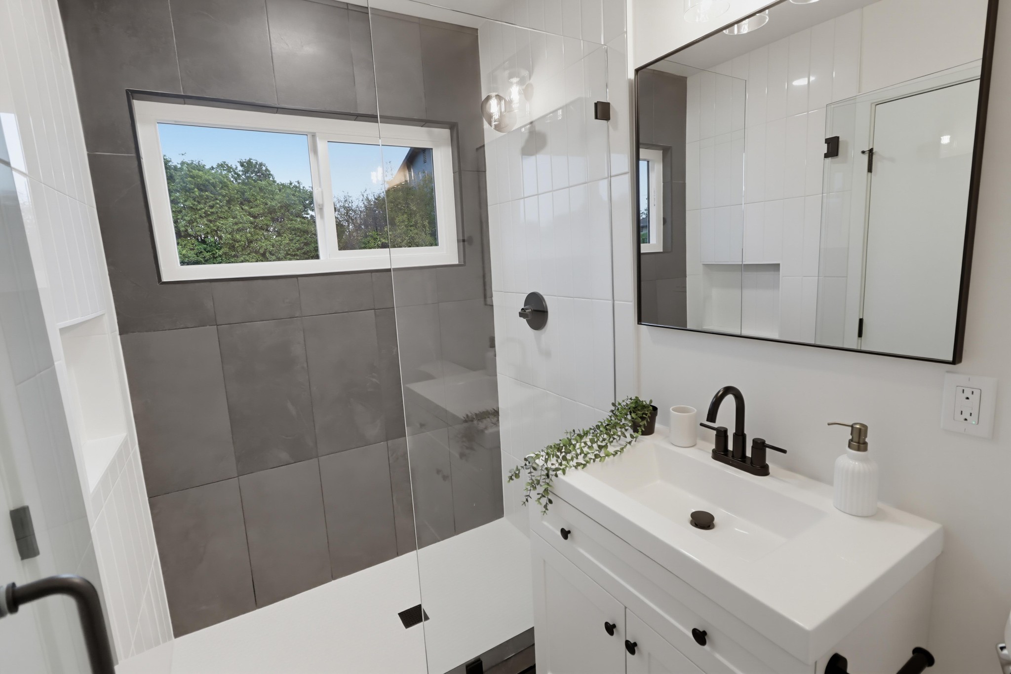 Virtual tour photo 49 of 70 for 601 Van Houten Ave