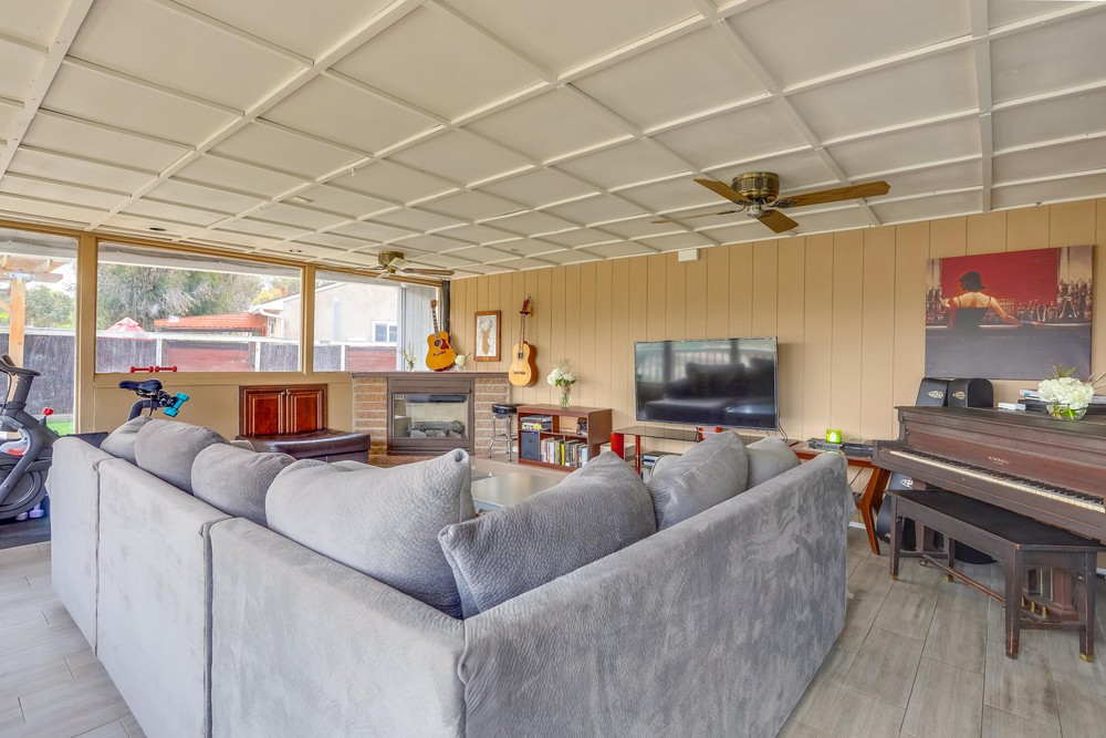 Virtual tour photo 18 of 29 for 6022 Fenimore Way