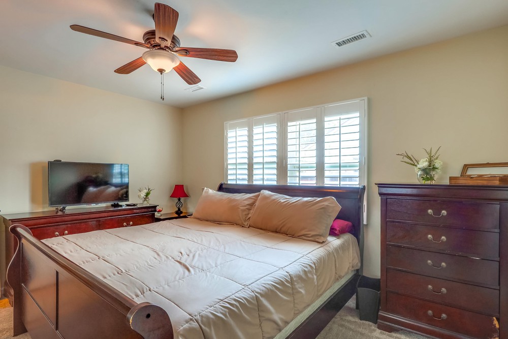 Virtual tour photo 21 of 29 for 6022 Fenimore Way