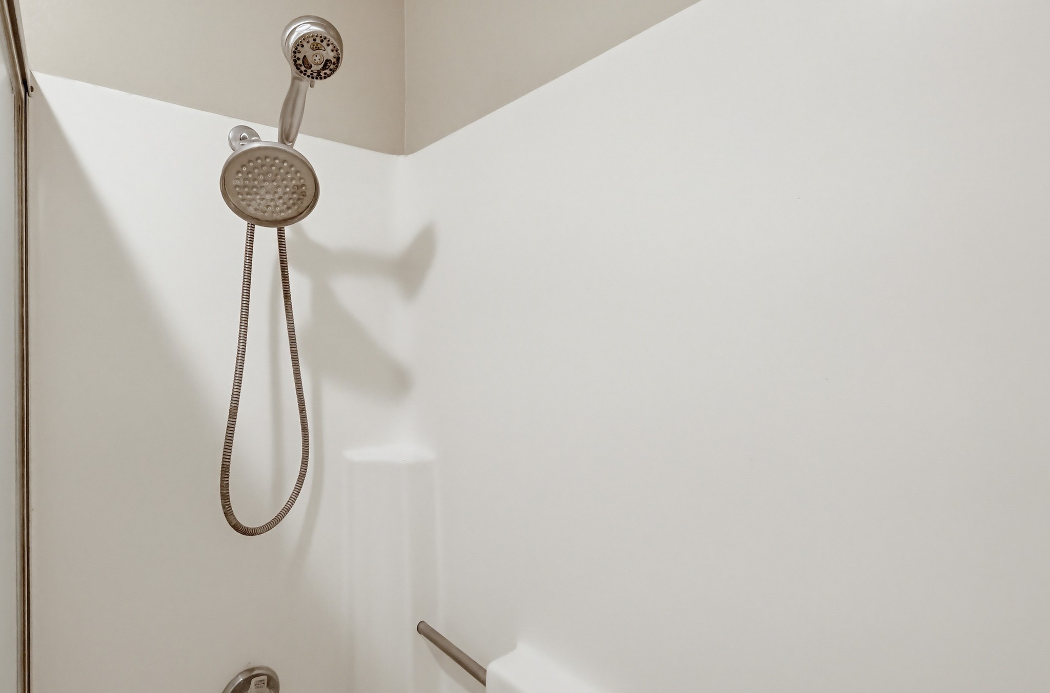 Virtual tour photo 29 of 60 for 6028 Bixby Village Dr APT 96