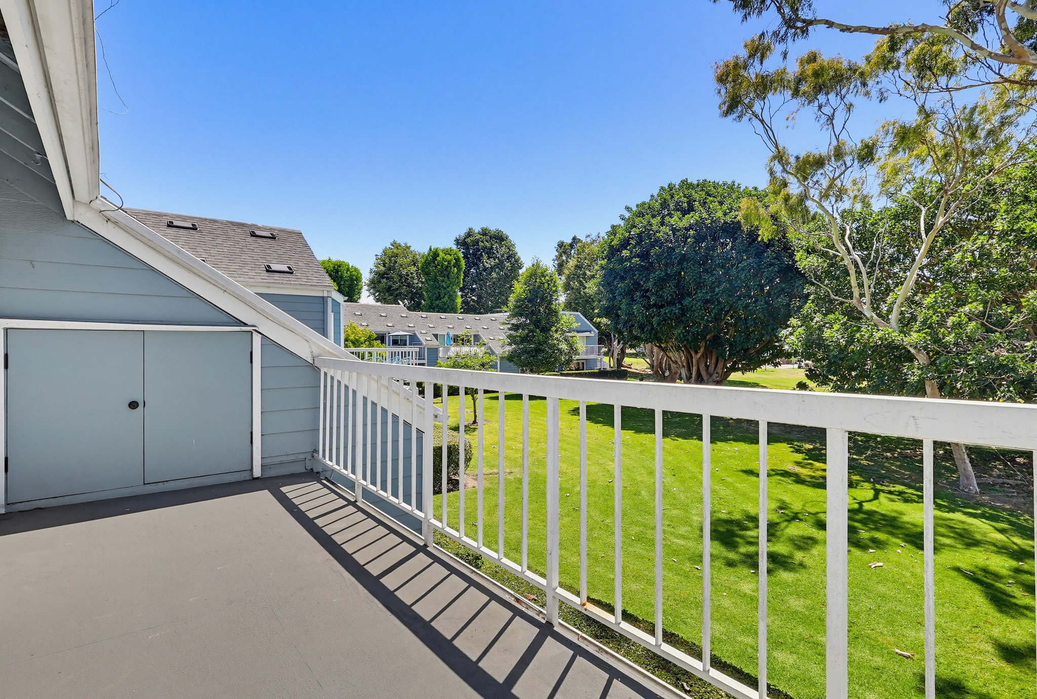 Virtual tour photo 34 of 60 for 6028 Bixby Village Dr APT 96
