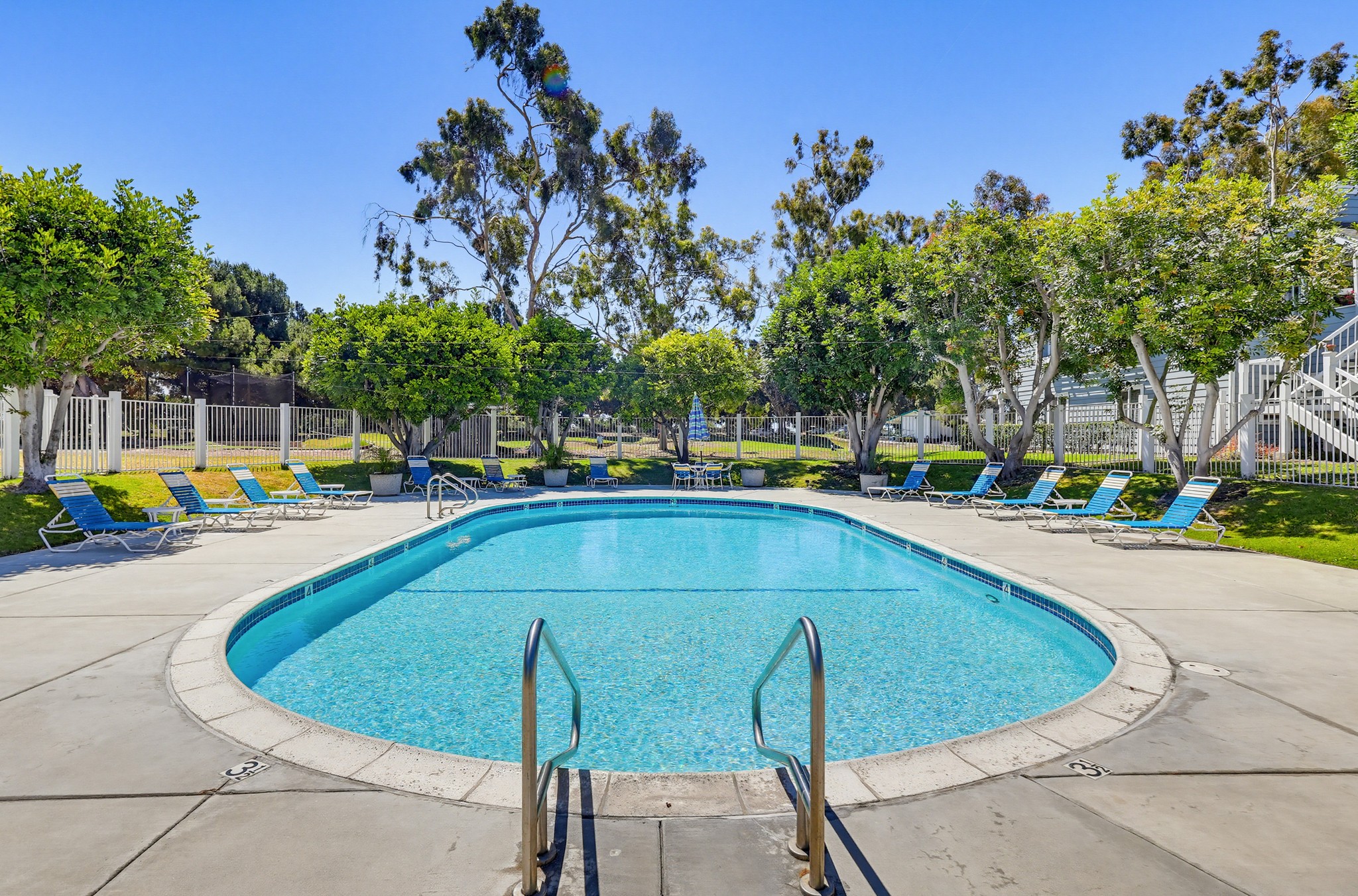 Virtual tour photo 49 of 60 for 6028 Bixby Village Dr APT 96