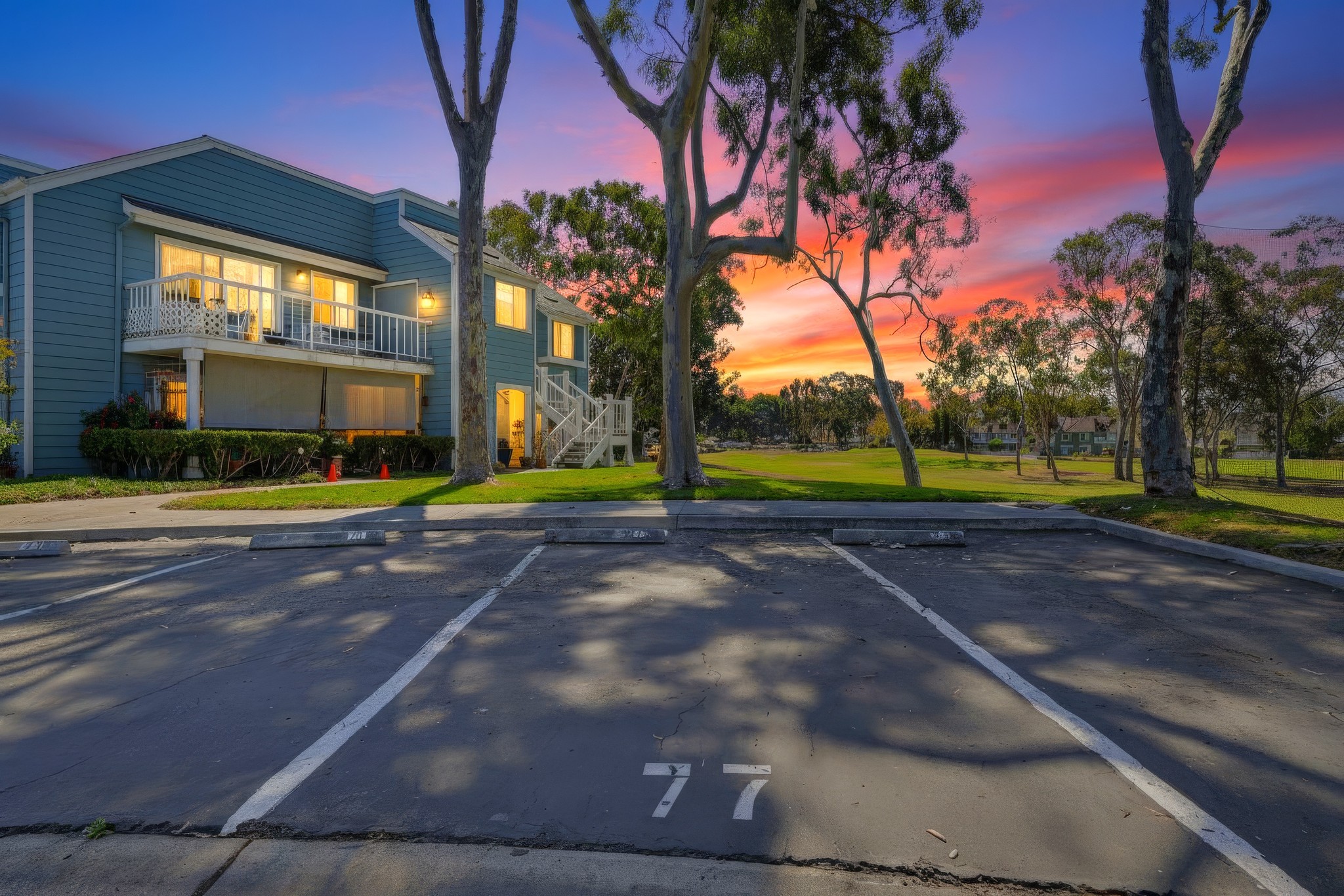Virtual tour photo 60 of 60 for 6028 Bixby Village Dr APT 96