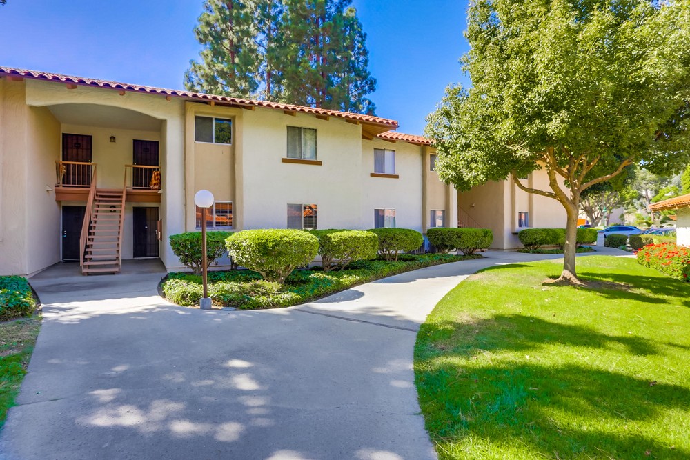 Virtual tour photo 1 of 23 for 6029 Rancho Mission Rd