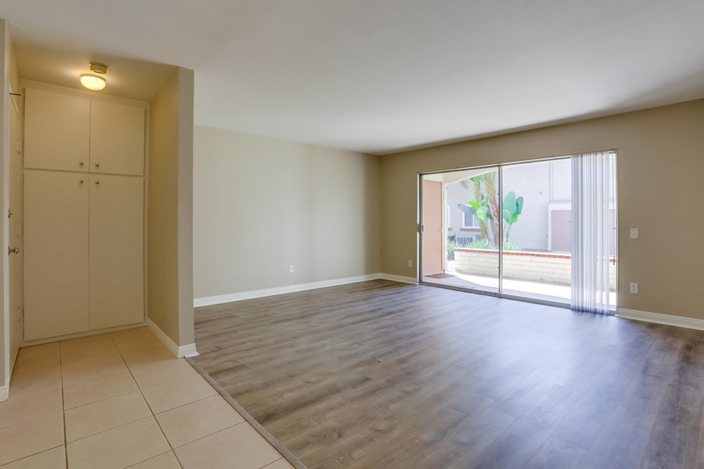 Virtual tour photo 4 of 23 for 6029 Rancho Mission Rd