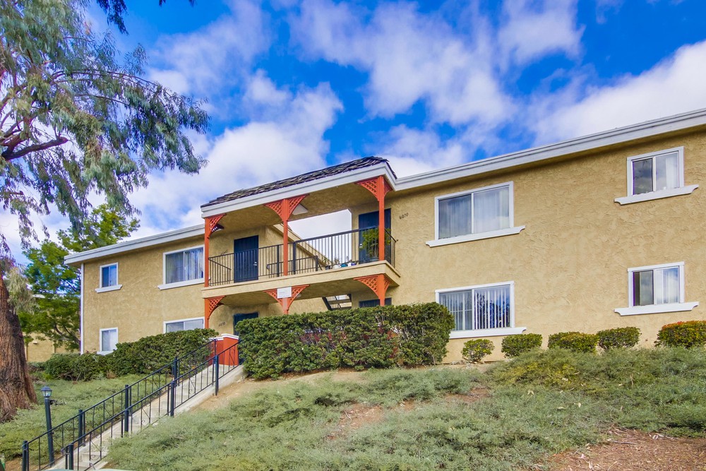 Virtual tour photo 4 of 43 for 6030 Mt Aguilar Dr
