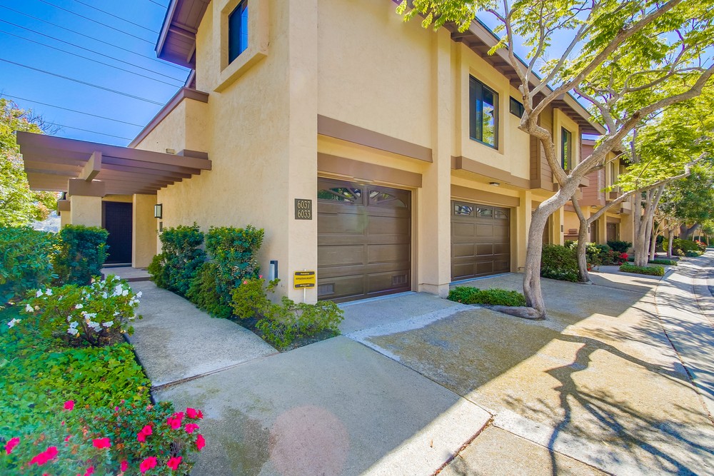 Virtual tour photo 5 of 71 for 6033 Gaines St