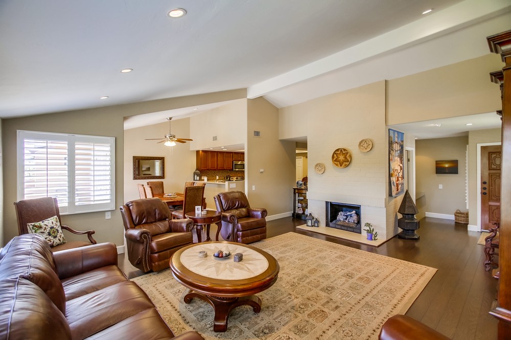 Virtual tour photo 14 of 71 for 6033 Gaines St