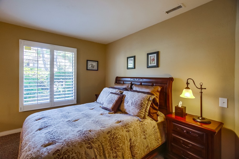 Virtual tour photo 51 of 71 for 6033 Gaines St