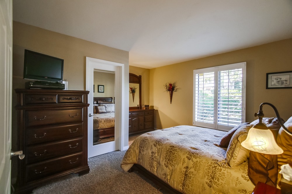 Virtual tour photo 52 of 71 for 6033 Gaines St