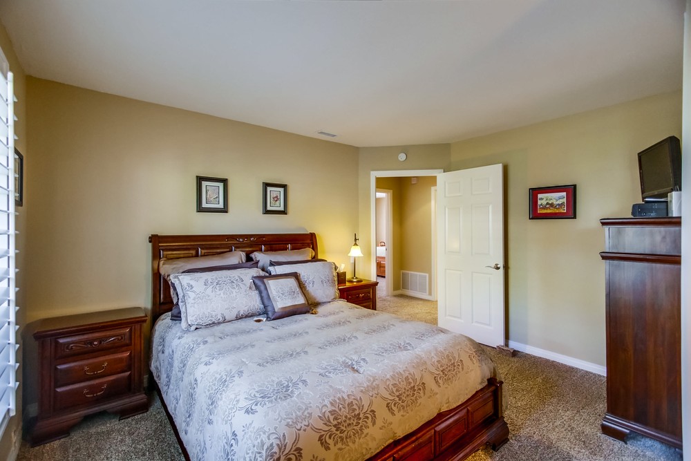 Virtual tour photo 53 of 71 for 6033 Gaines St