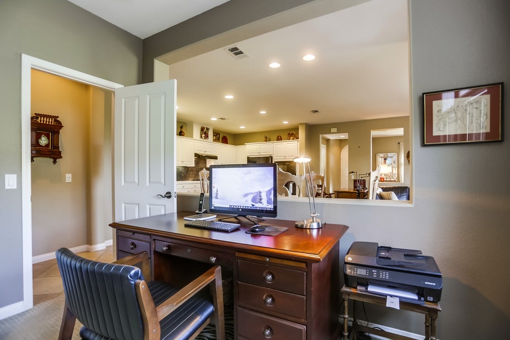 Virtual tour photo 31 of 65 for 6041 Roselle Meadows tr