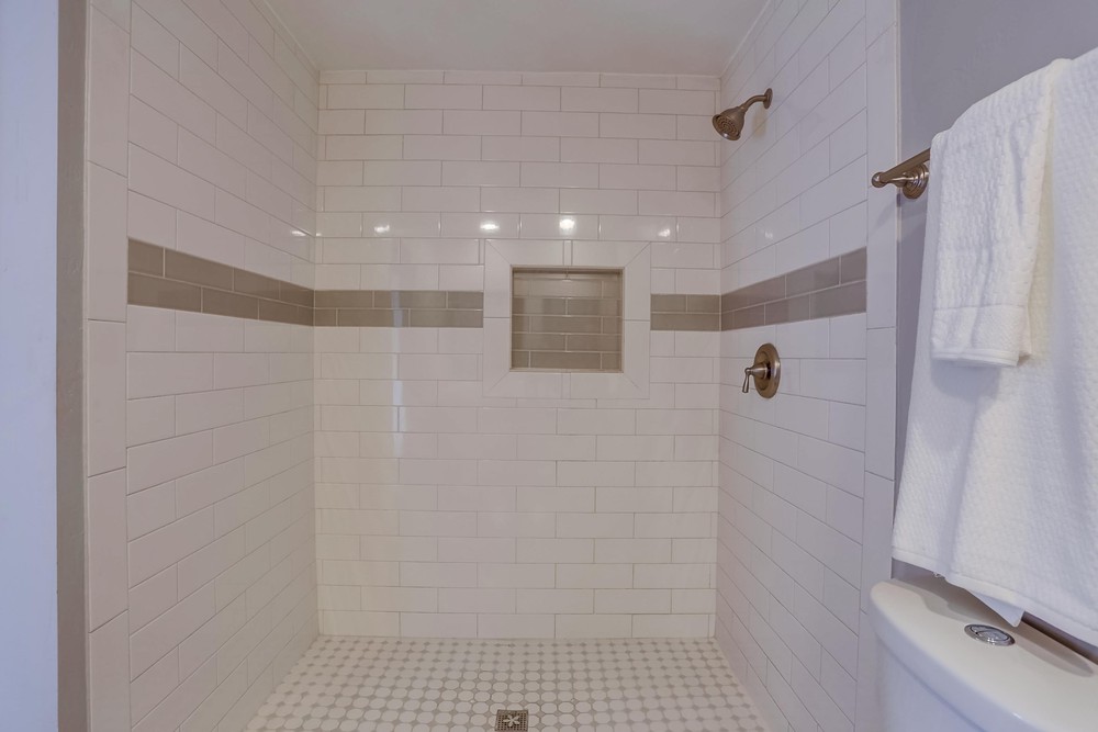 Virtual tour photo 24 of 35 for 6041 Tarragona Dr