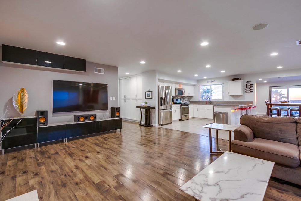 Virtual tour photo 17 of 54 for 6042 College Ave