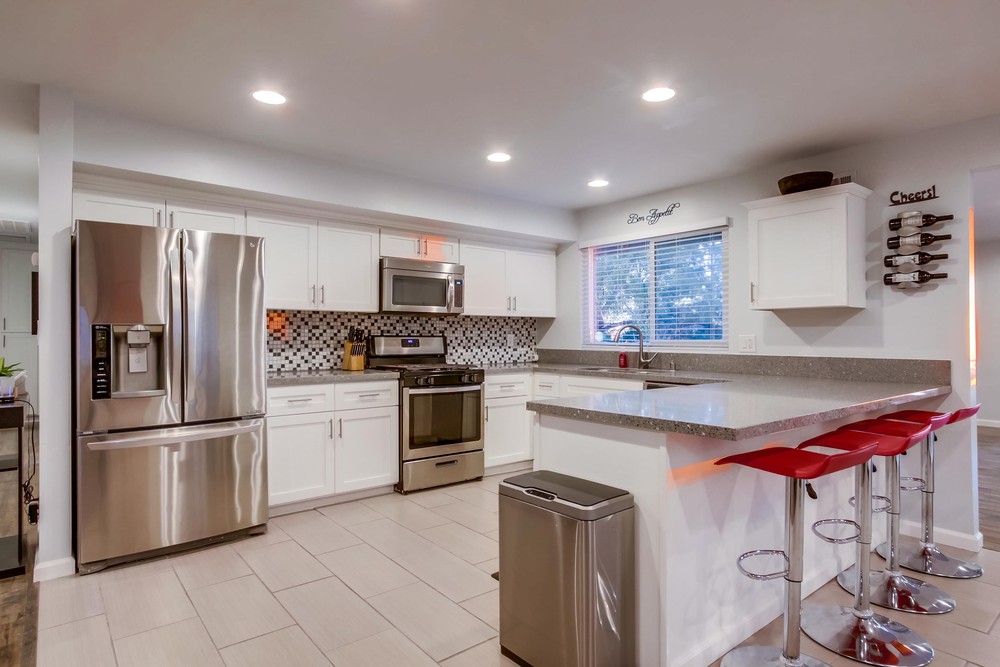 Virtual tour photo 18 of 54 for 6042 College Ave