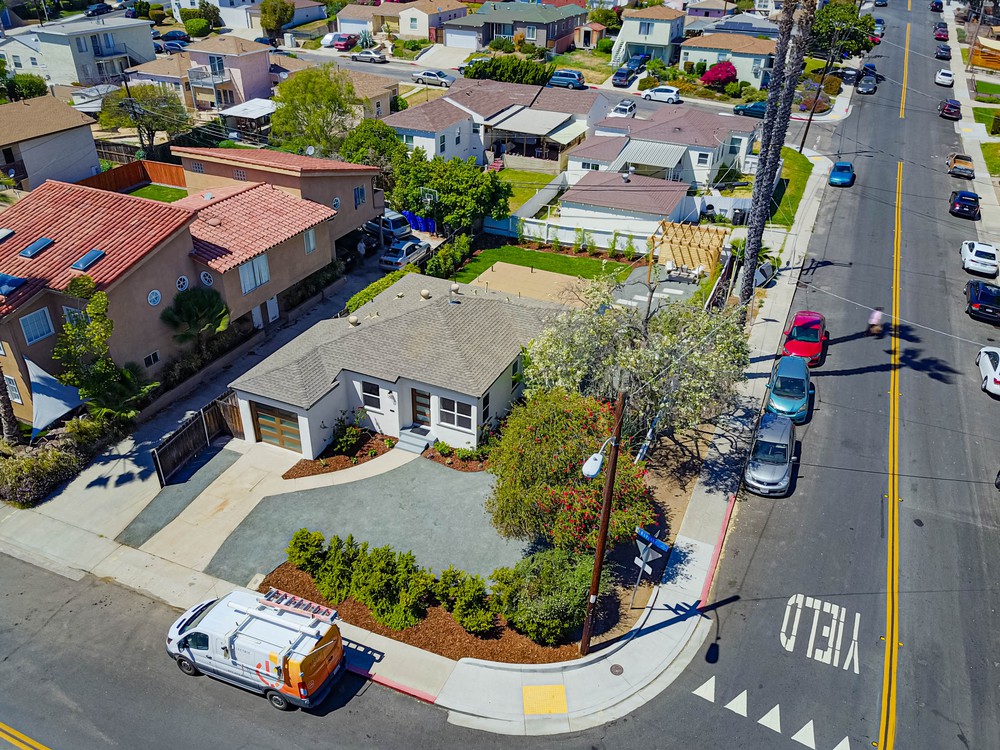 Virtual tour photo 1 of 27 for 6044 Estelle St