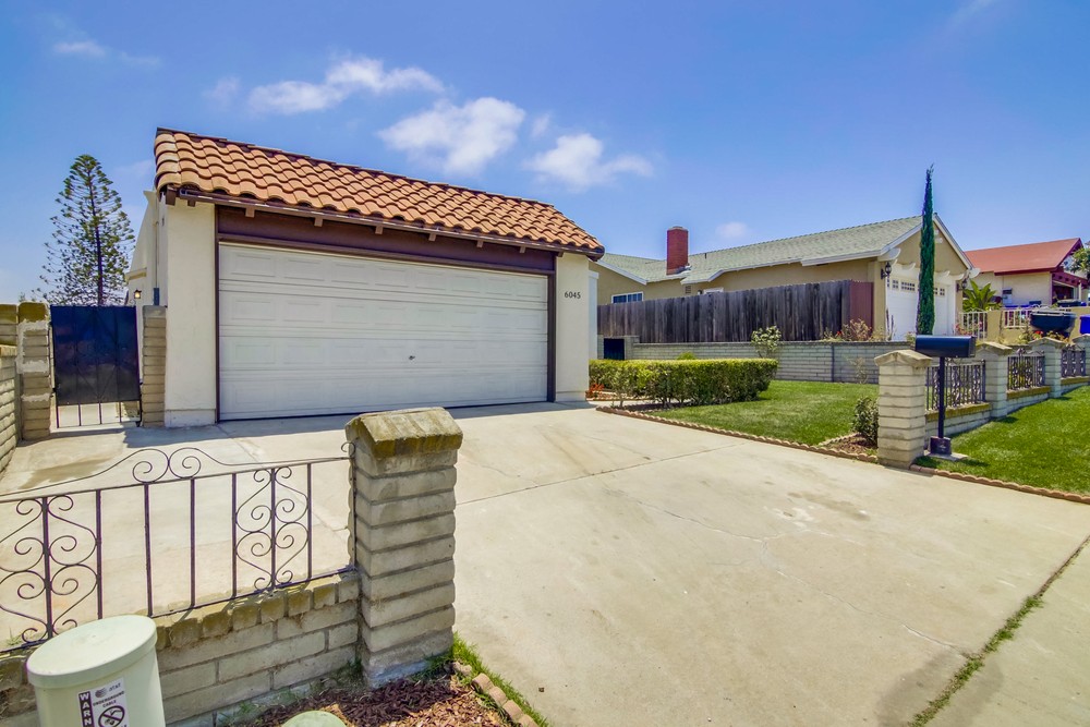 Virtual tour photo 4 of 42 for 6045 Daisy Ave