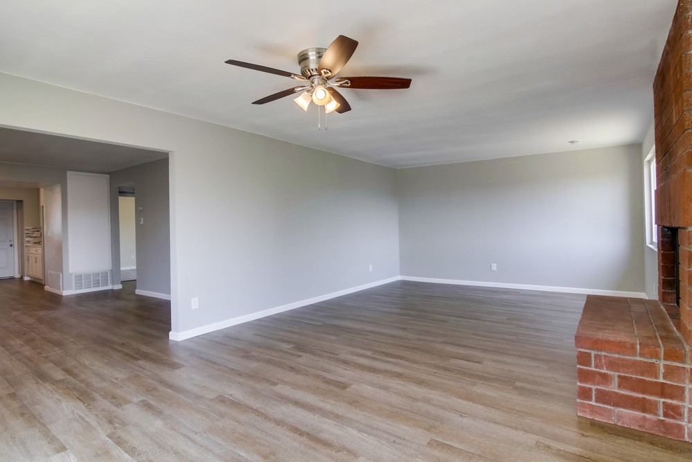 Virtual tour photo 17 of 42 for 6045 Daisy Ave