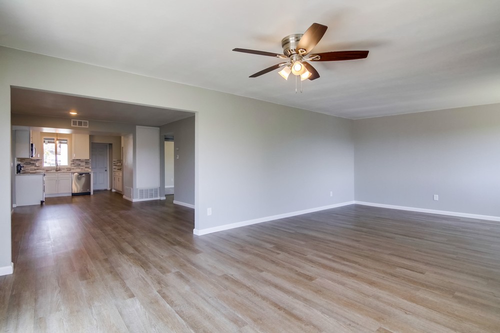 Virtual tour photo 18 of 42 for 6045 Daisy Ave