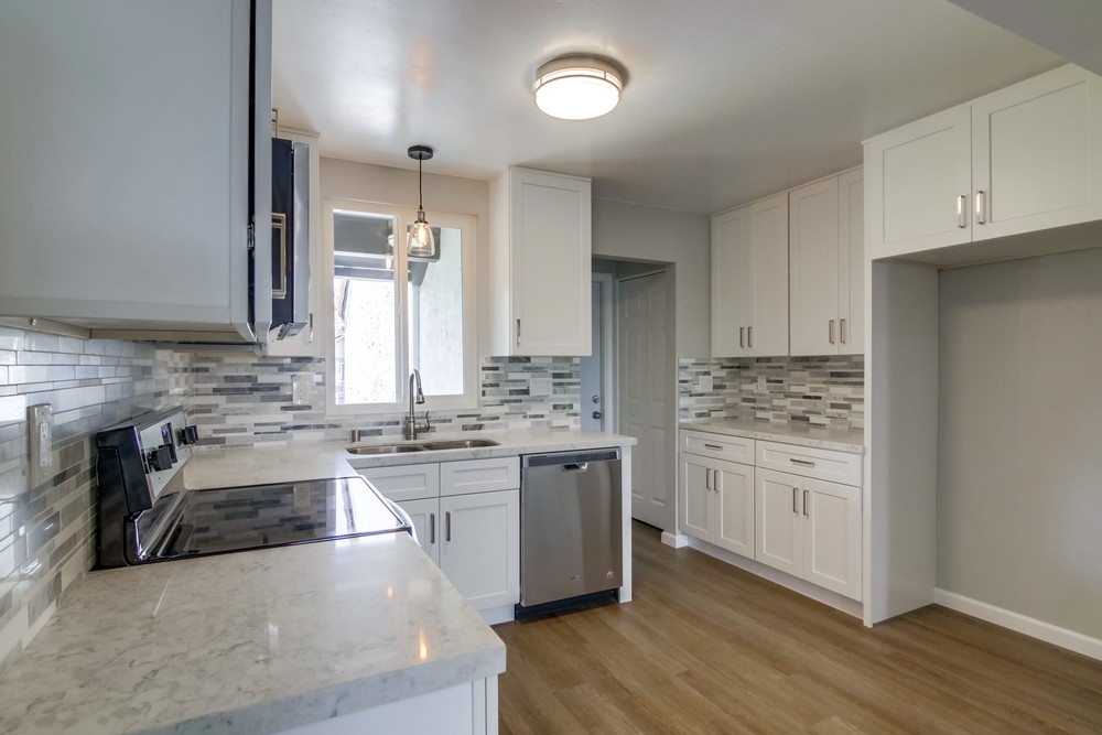 Virtual tour photo 23 of 42 for 6045 Daisy Ave