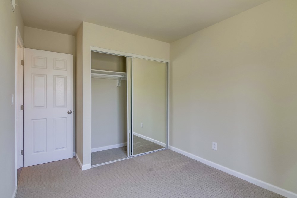 Virtual tour photo 32 of 42 for 6045 Daisy Ave