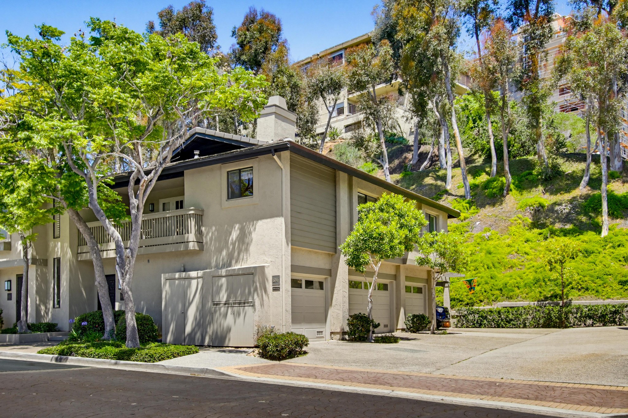 Virtual tour photo 1 of 35 for 6048 Cirrus St