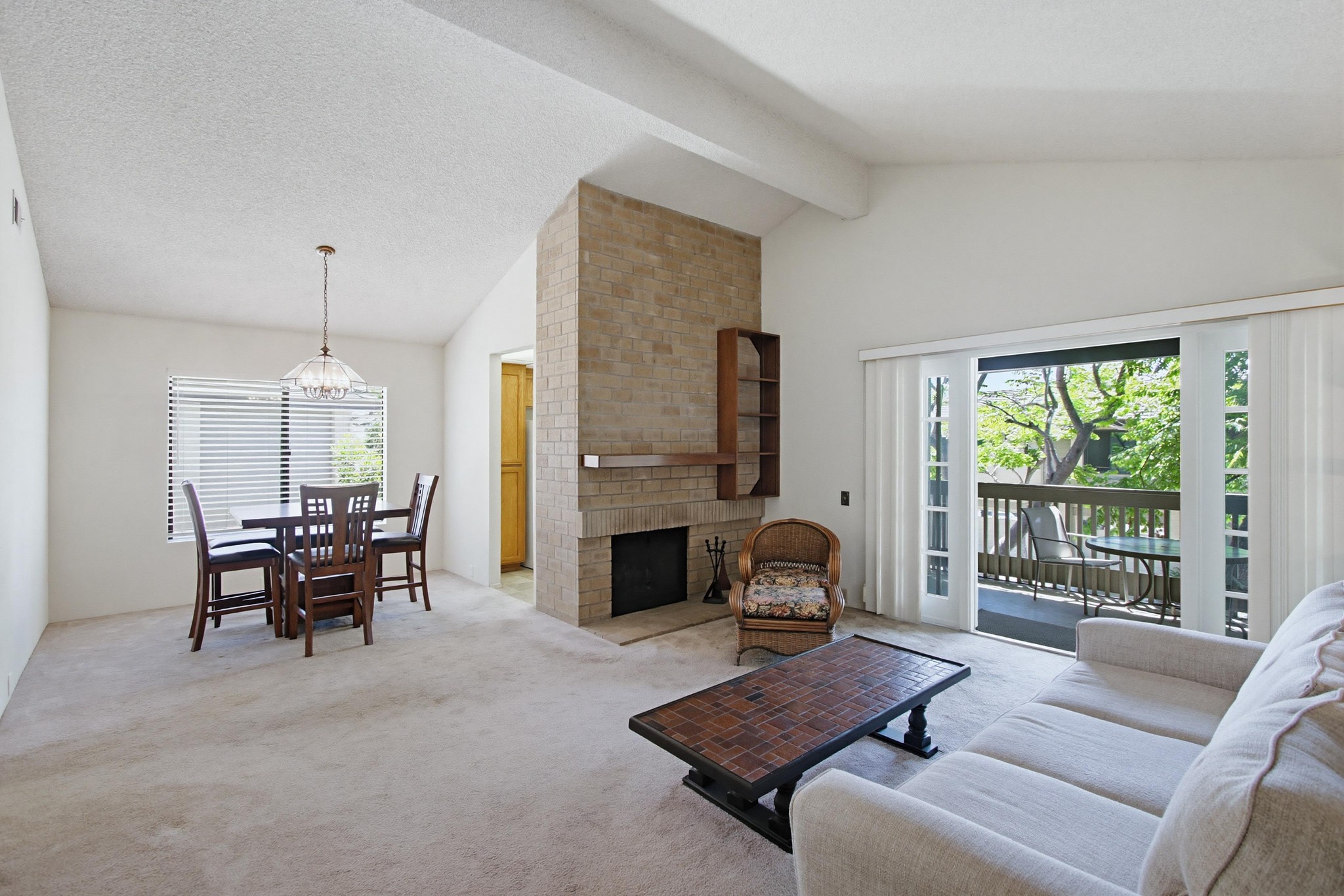 Virtual tour photo 6 of 35 for 6048 Cirrus St