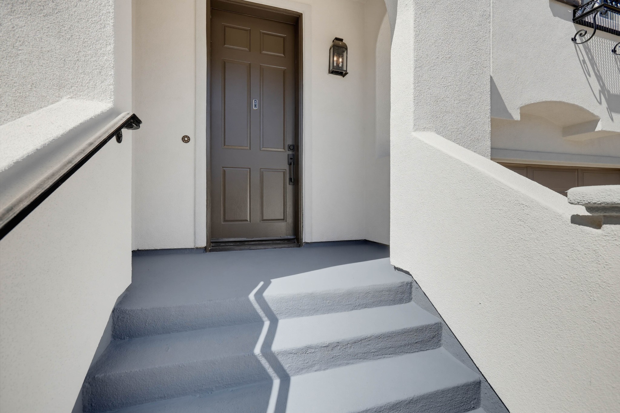 Virtual tour photo 10 of 84 for 605 Corte Calmo