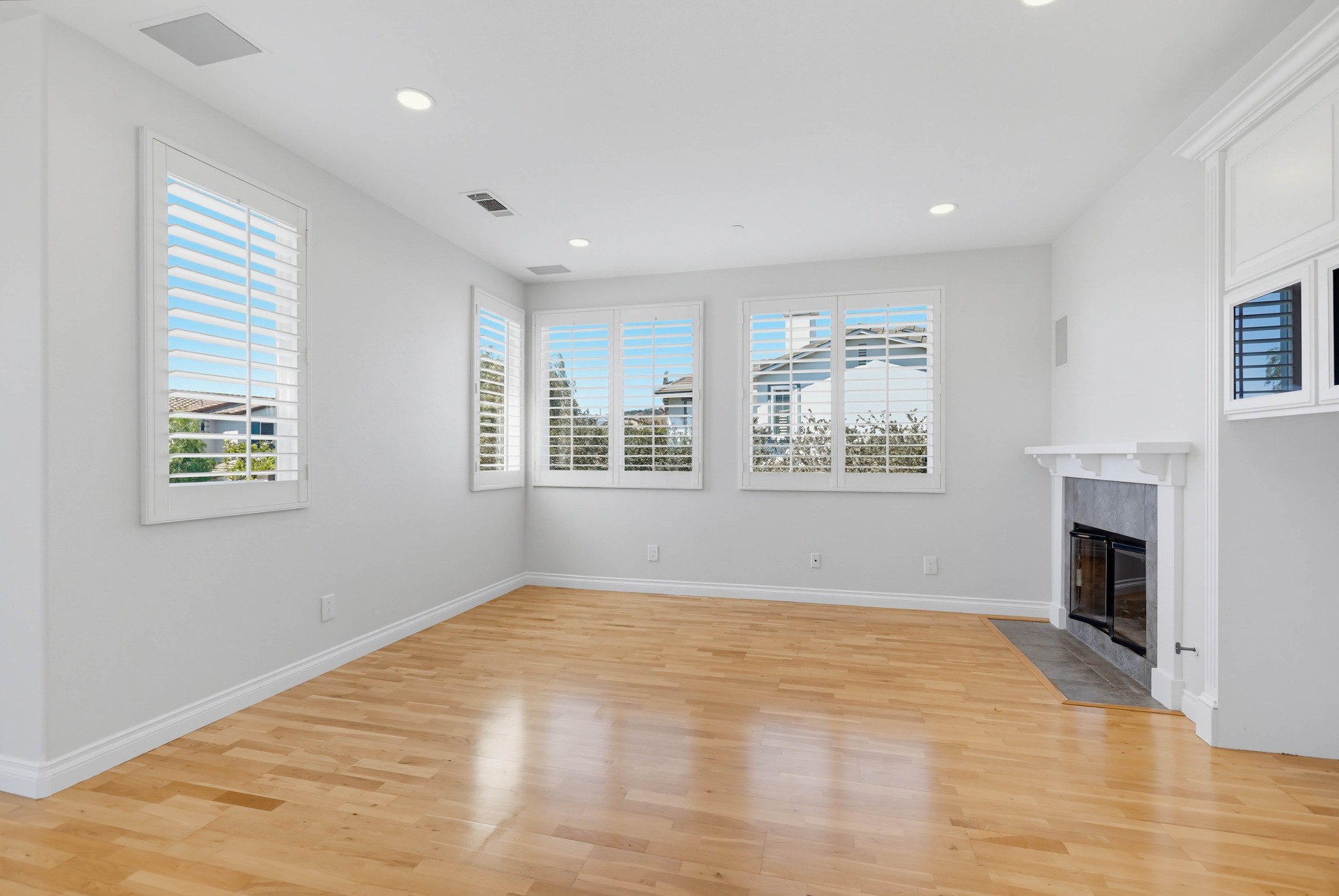 Virtual tour photo 21 of 84 for 605 Corte Calmo