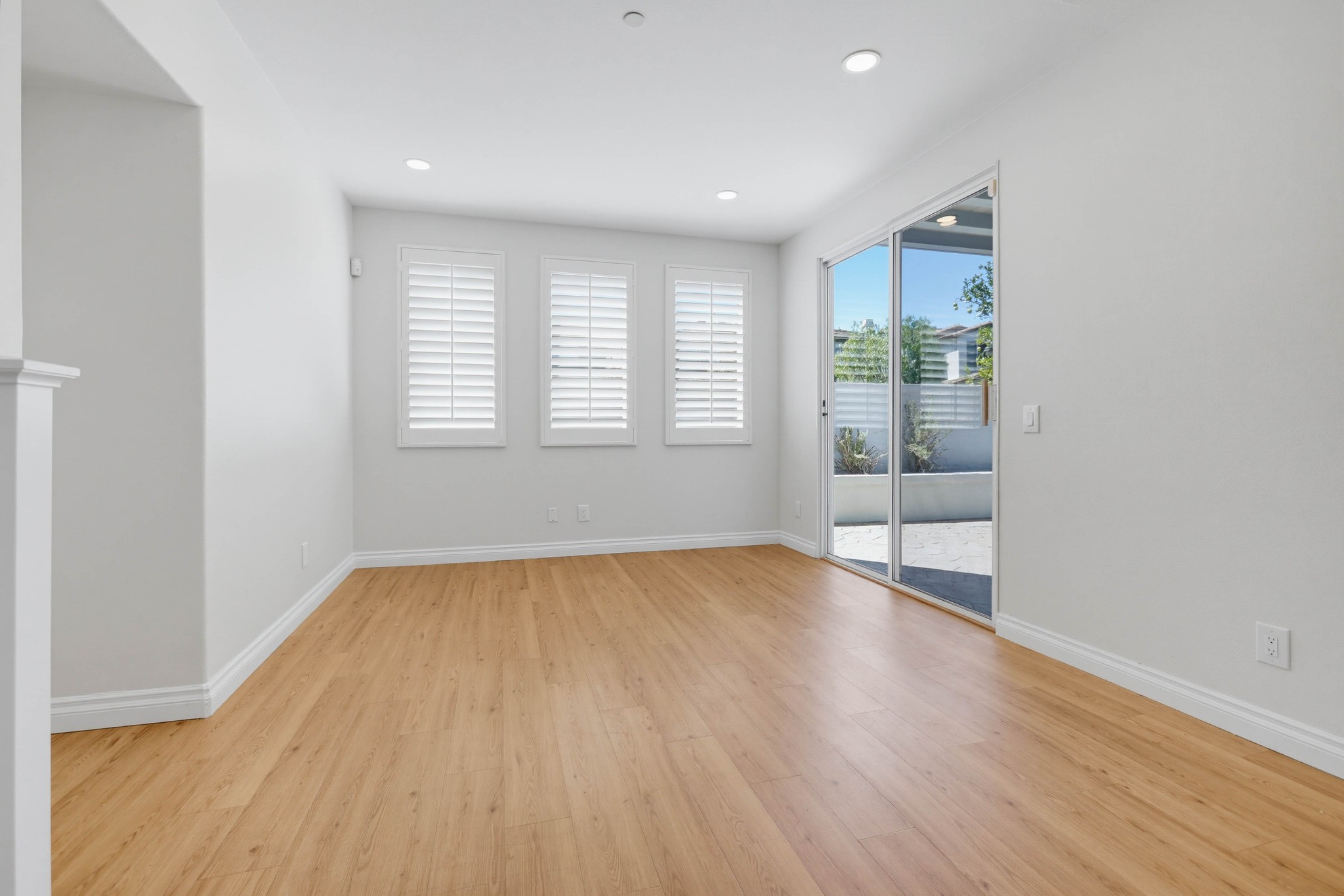 Virtual tour photo 49 of 84 for 605 Corte Calmo
