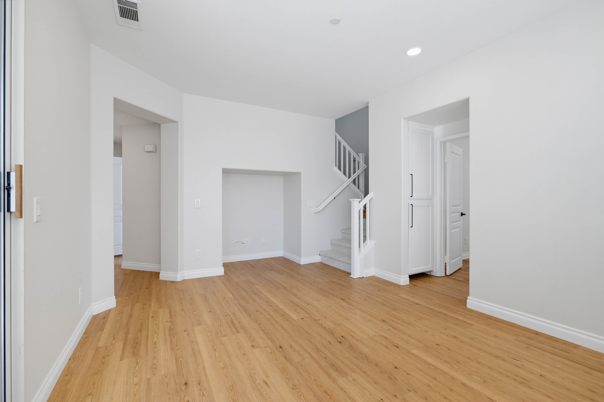 Virtual tour photo 46 of 84 for 605 Corte Calmo