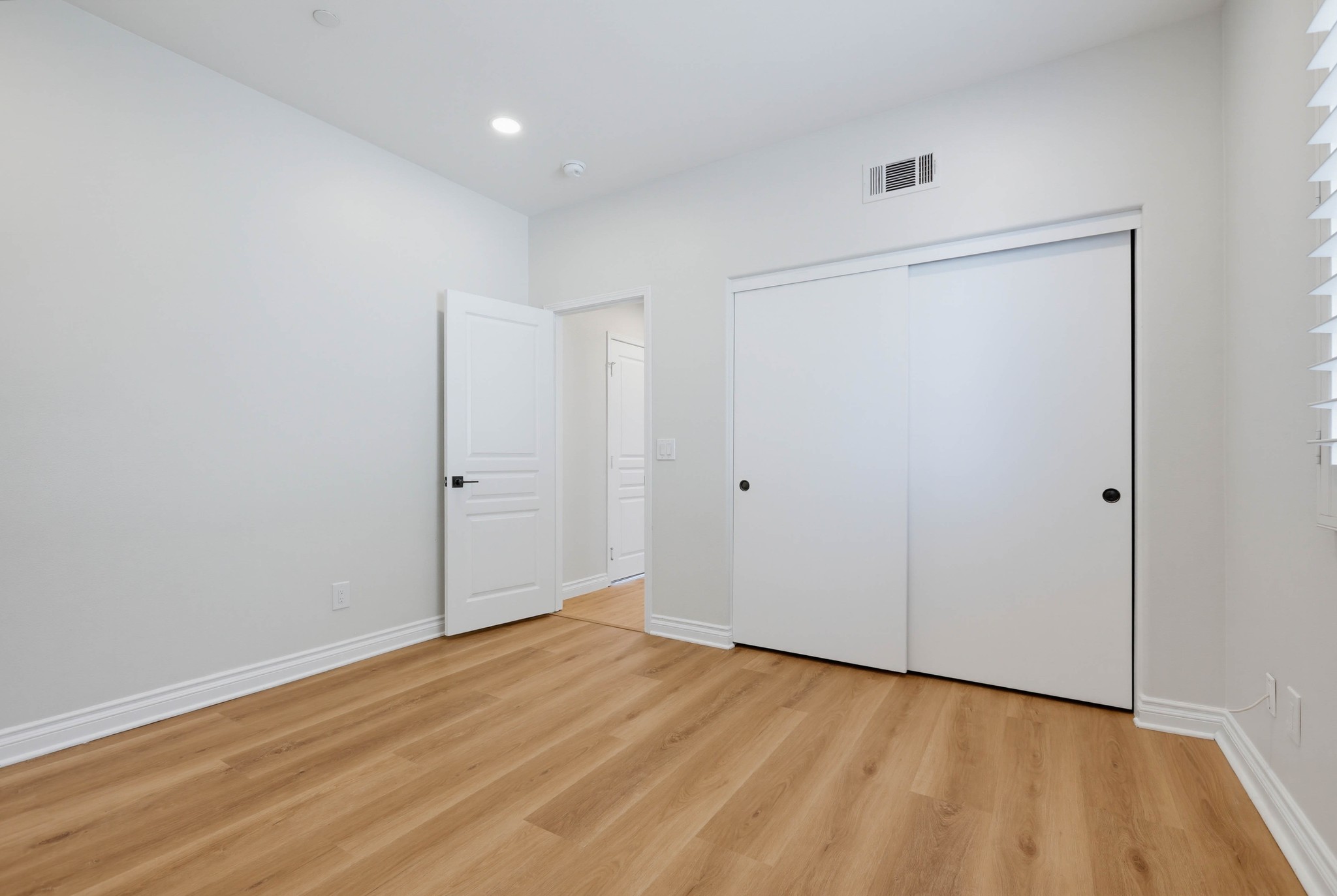 Virtual tour photo 61 of 84 for 605 Corte Calmo