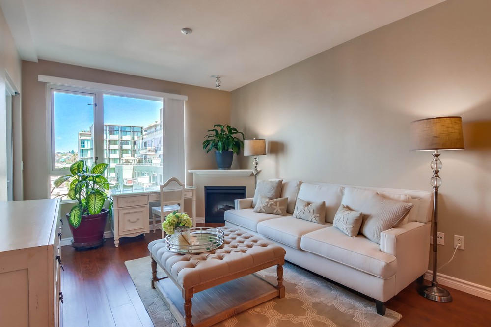 Virtual tour photo 7 of 32 for 605 W Beech St